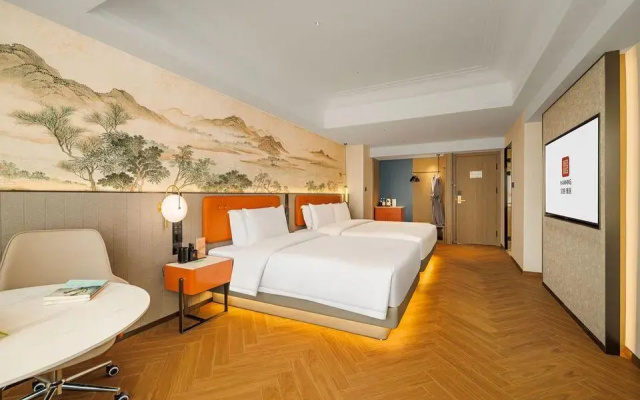 Jincheng Imperial Crown Hotel
