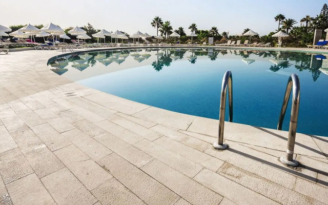 Everrich Golden Lake Hotel