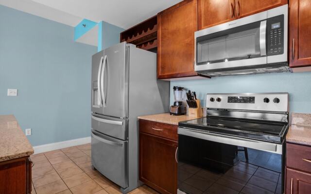 Laketown Wharf 607