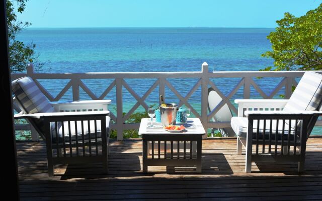 Moyeni Lodge