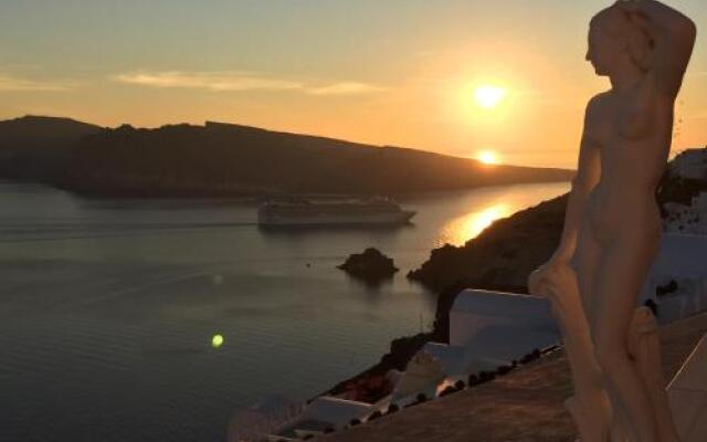 Maryloujohn Villas Oia