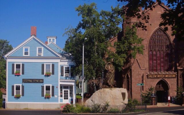 Stepping Stone Inn