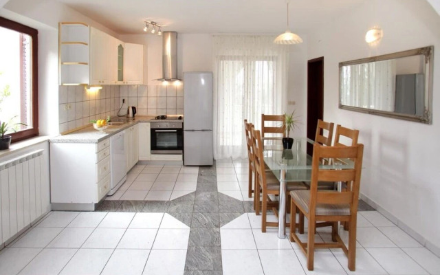 Natali - 5 M From the Beach - A6