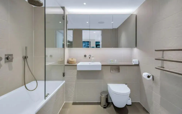 Modern 1 Bedroom Apartment in Stratford