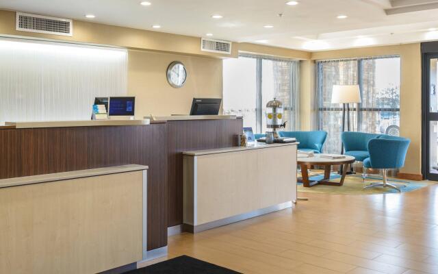 Fairfield Inn by Marriot Manchester-Boston Regional Airport