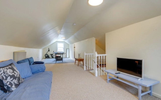 Ski, Golf & Hike: Spacious Dover Retreat!