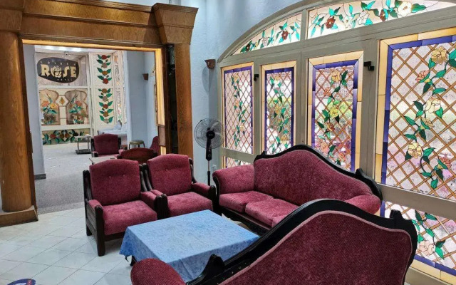 Golden Rose Hotel