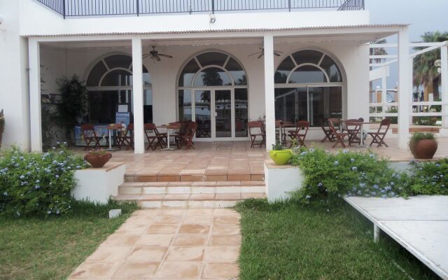 Freedom Hôtel Club - Adults only