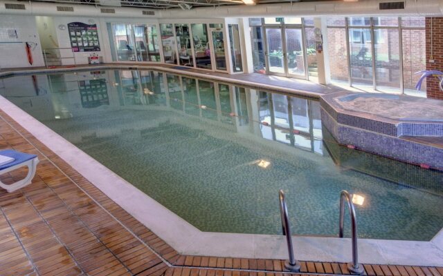 Holiday Inn Reading South M4 Jct11 by IHG