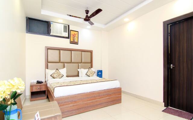 OYO 13932 Hotel Pushpanjali