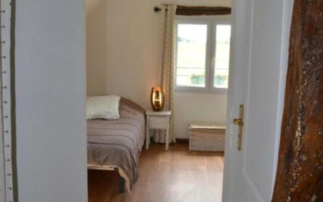 Gîte Nazelles-Négron, 3 pièces, 4 personnes - FR-1-381-201