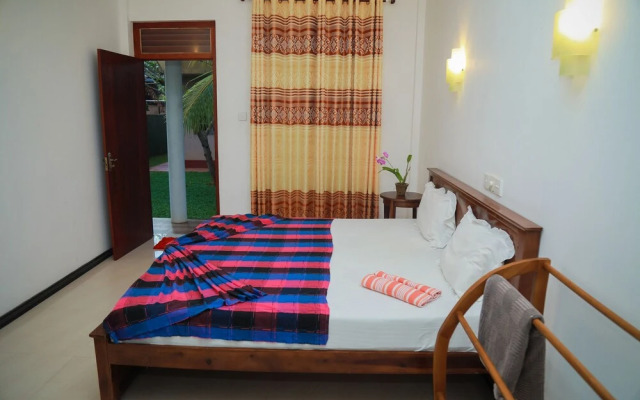 Hasaranga Holiday House
