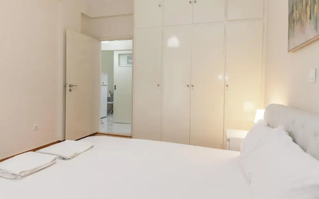 Charming 1 Bd Apt near ASOE in Athens