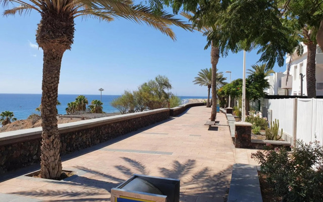 Aida 206 by VillaGranCanaria