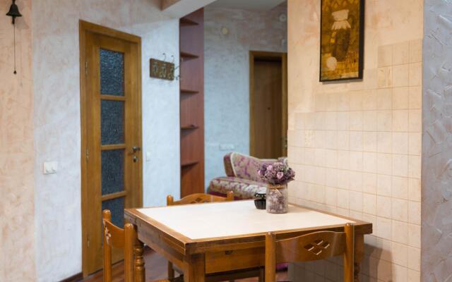 Апартаменты на проспекте Независимости 22