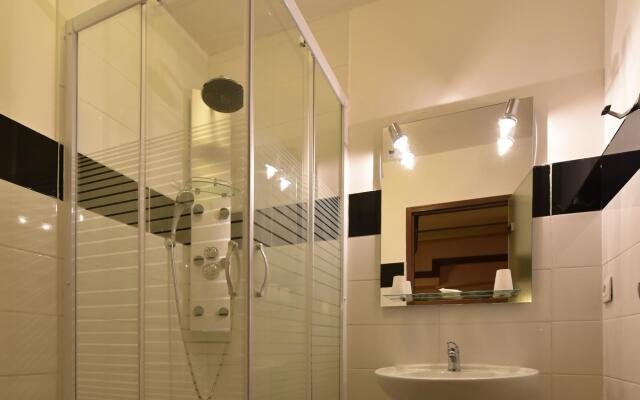 Logis Hôtel Saint Jacques