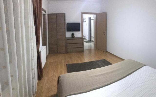 Apartament Toamnei