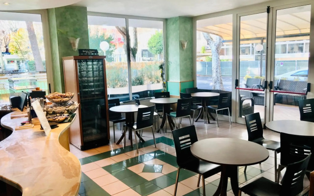Hotel Aiglon