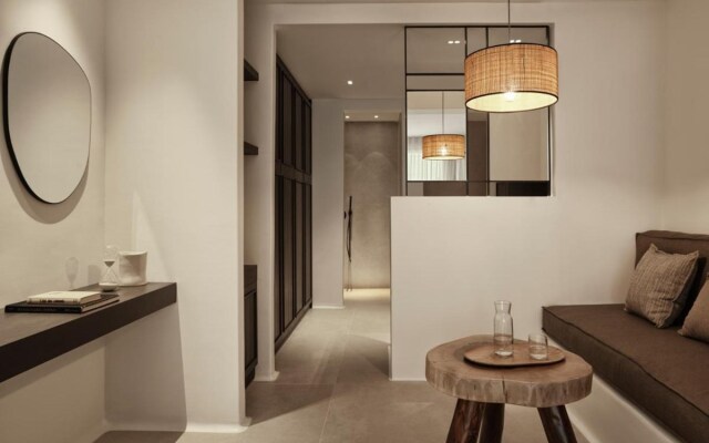 Ezio Bo Luxury Living