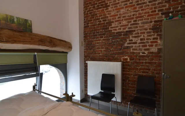 A Cosy Vintage Loft to Discover, Ideal for Exploring the Region by Bike