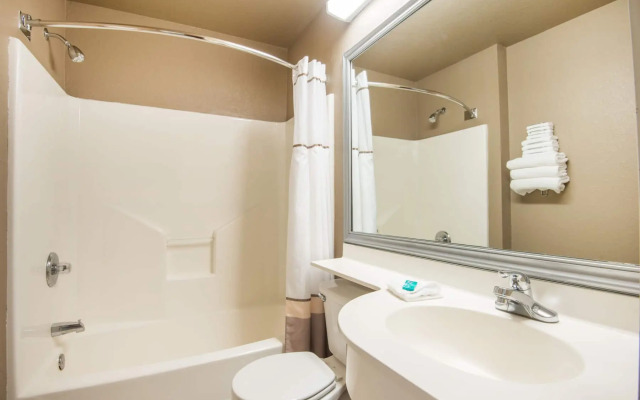 Microtel Inn & Suites by Wyndham Miami