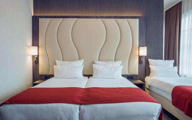 PLAZA Premium Den Haag City Center