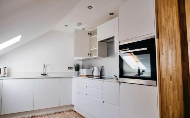 Tolcarne Stay - Luxury Newquay Apartment