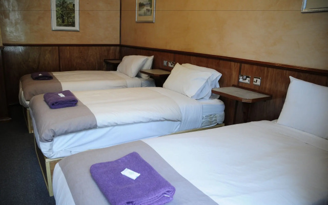 Cricklewood Lodge Hotel