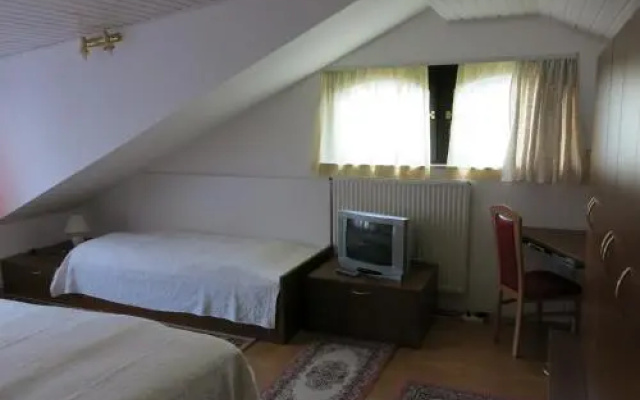 Blumauer Apartments