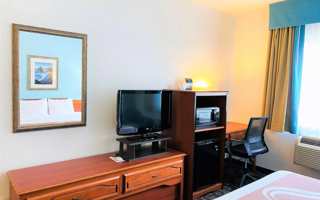 Quality Inn & Suites Sequim at Olympic National Park