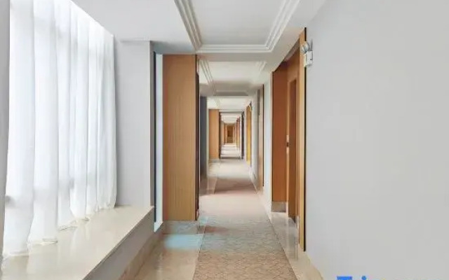 Manzhou Hotel (Hanshou Wanda Plaza)