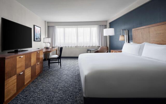 The Alloy King of Prussia - a DoubleTree by Hilton