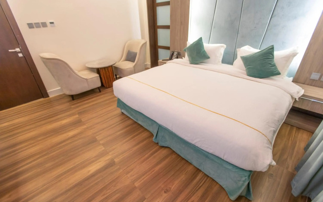 Luxury Night Hotel