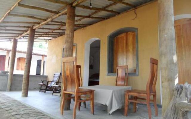 Dolce Vita Surf Rest Point