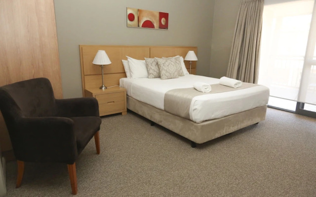 Centrepoint Apartments