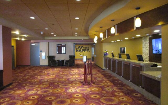 Horseshoe Black Hawk - A Caesars Rewards Destination