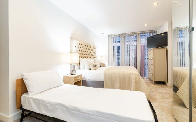 Waterside Bliss Austin David Apartments