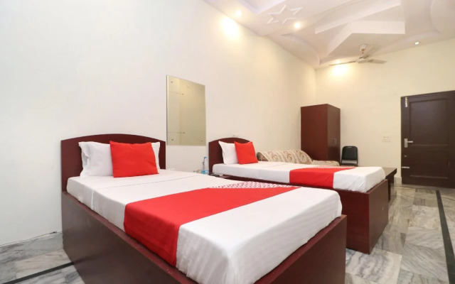 Oyo 22333 Imperial Gold