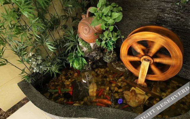 Yizhou Holiday Hotel