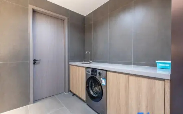Pinshe Apartment