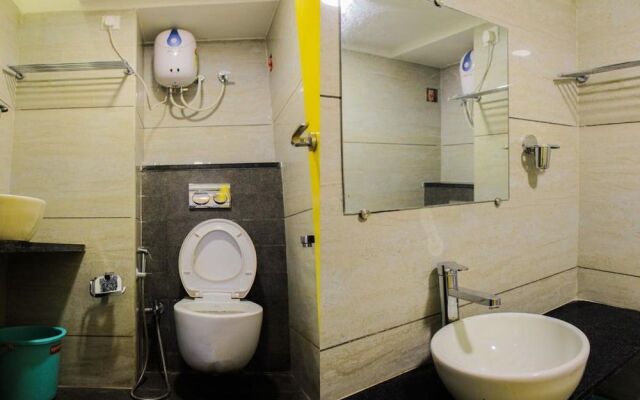 Maa Sharda Hotel