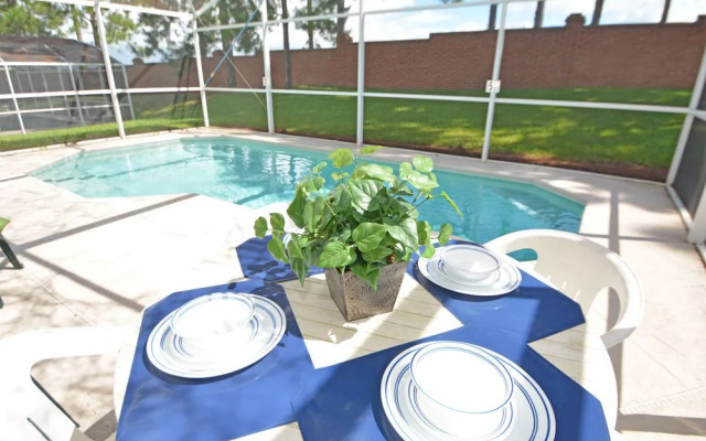 210PD Pine Top 4 Br home by RedAwning