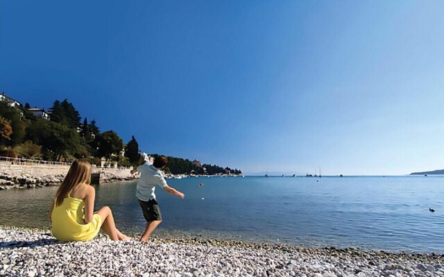 Stunning Home in Labin With Wifi and 4 Bedrooms