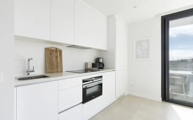 Elegant Luxury Suite With Terrace in Higueron