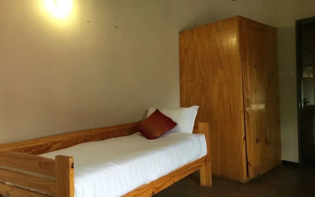 Kgogomodumo Lodge