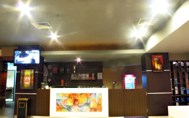 Sutanraja Hotel, Convention & Recreation