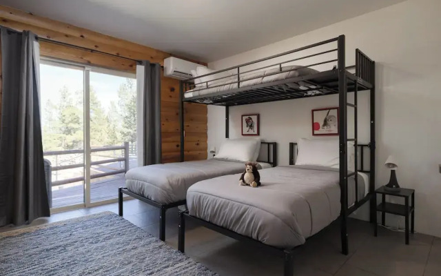High-end Cabin 3BR 30min to Hoodoo Ski