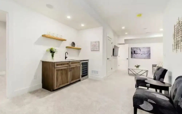 Jungle House Designer Residences – Downtown Columbus