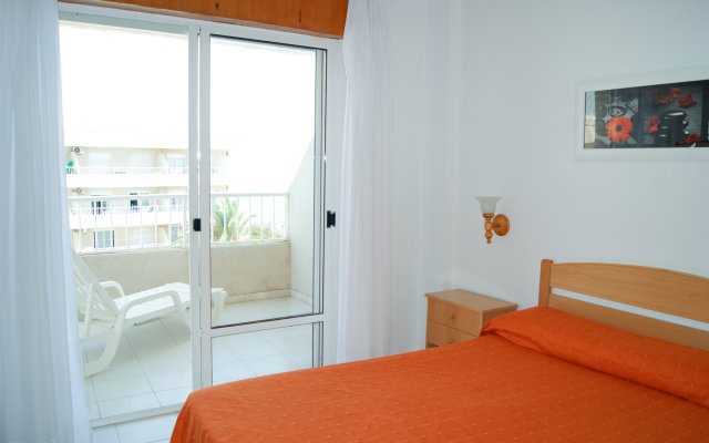 Apartamentos Palmera Beach