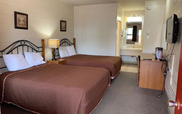 Dauphin Inn Express
